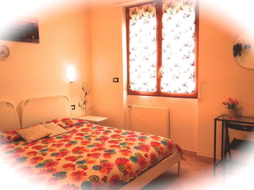 Top Suit Centro - Guest House Brugherio Quarto foto
