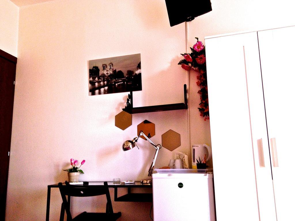 Top Suit Centro - Guest House Brugherio Exterior foto
